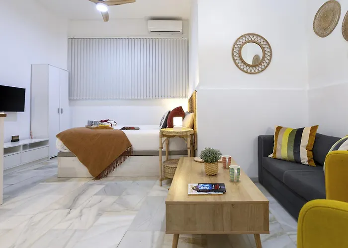 Apartment -malagasunapts-postigo Comfy